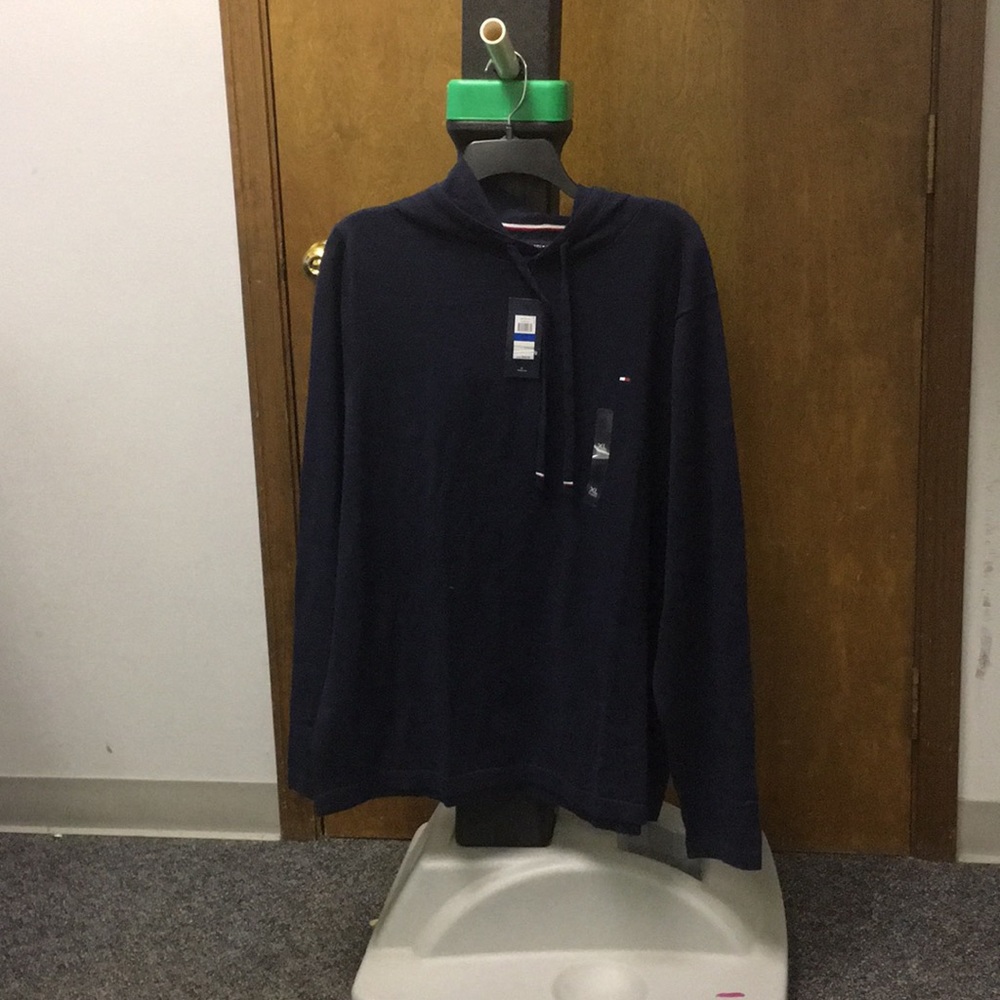 Tommy Hilfiger men’s xl hoodie